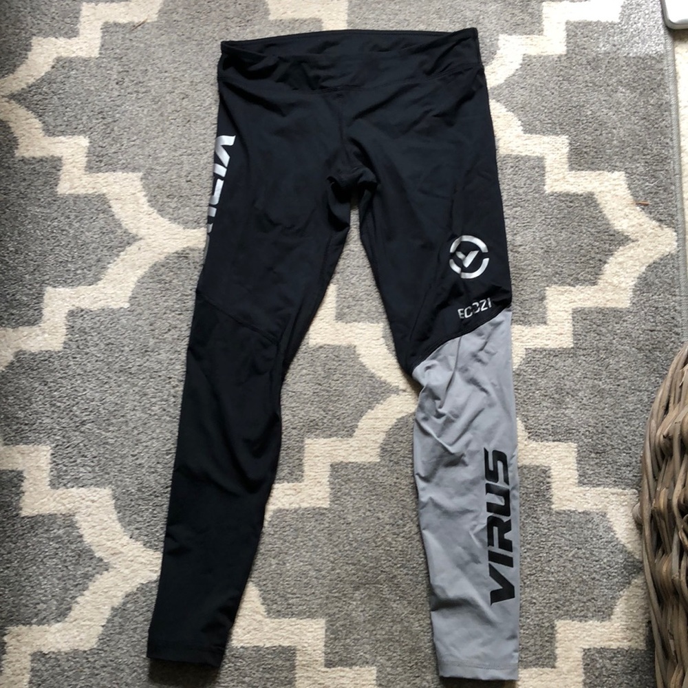 Virus compression tights